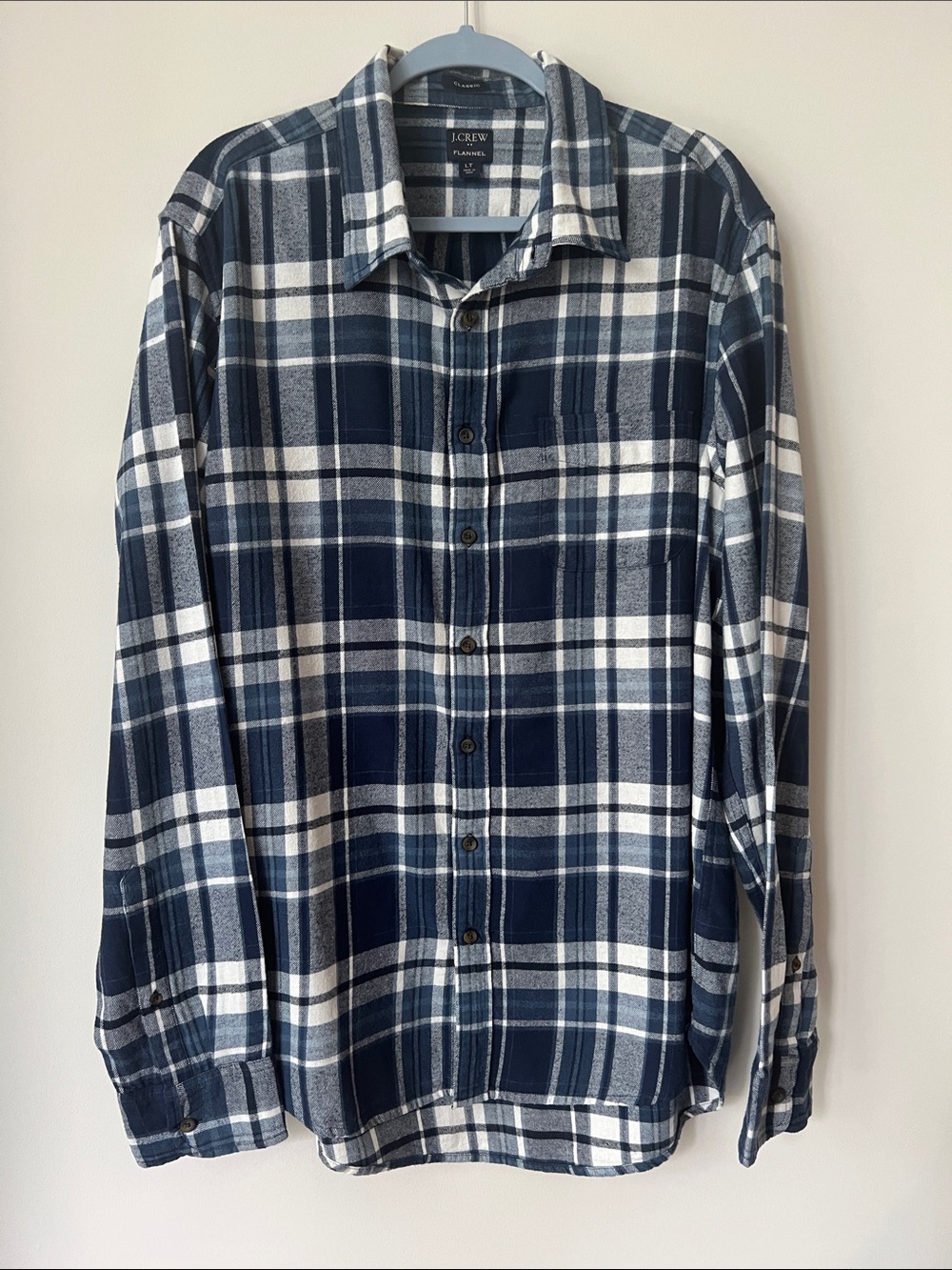 J. Crew Men’s Classic plaid flannel LS button-down shirt. Sz Large-Tall Like New